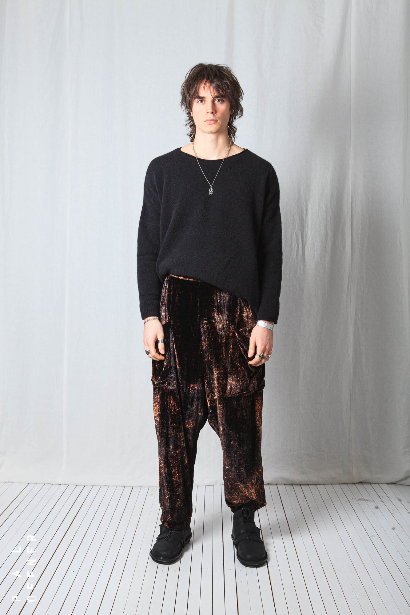 Balloon Trousers_Fluid Velvet