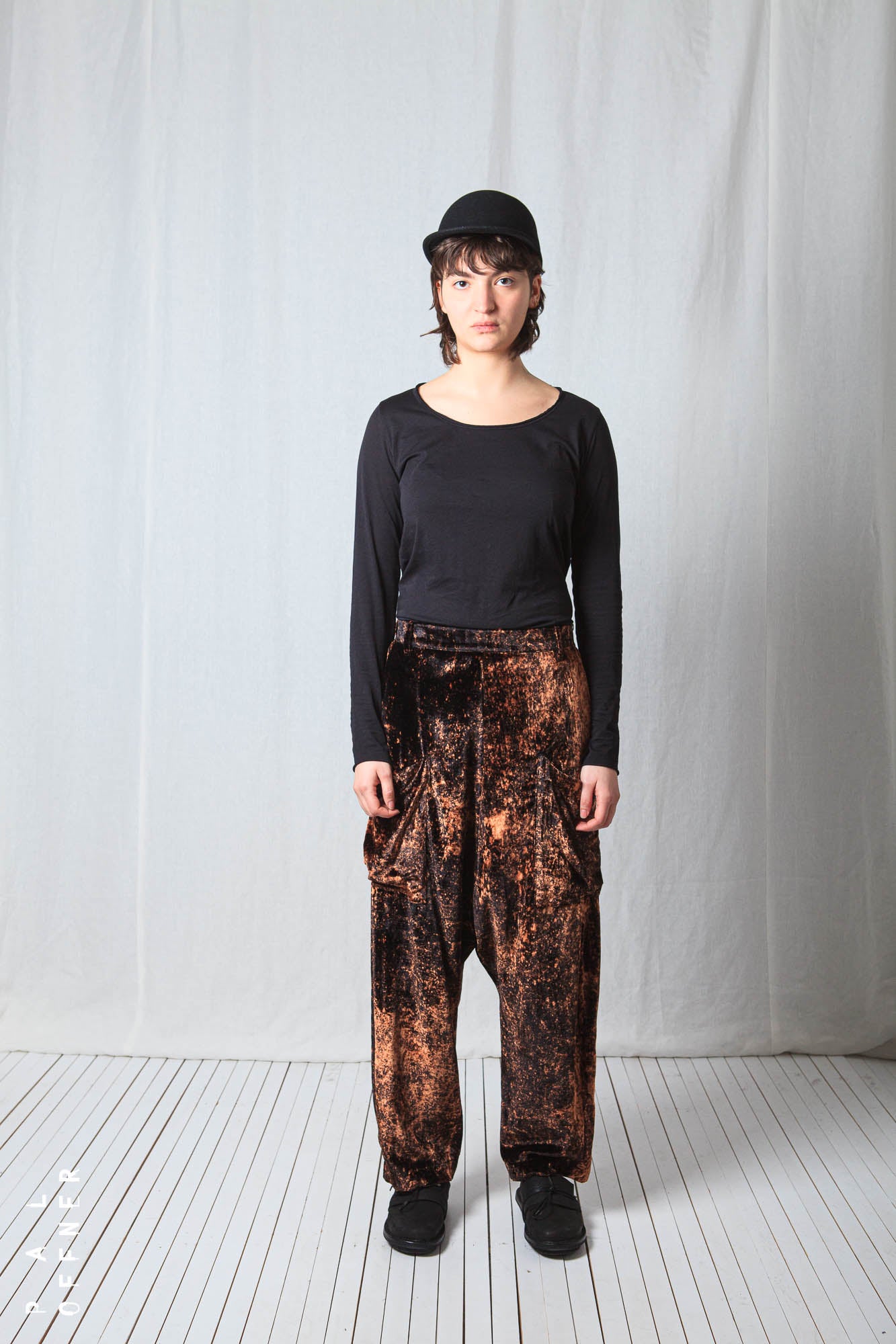 Balloon Trousers_Fluid Velvet