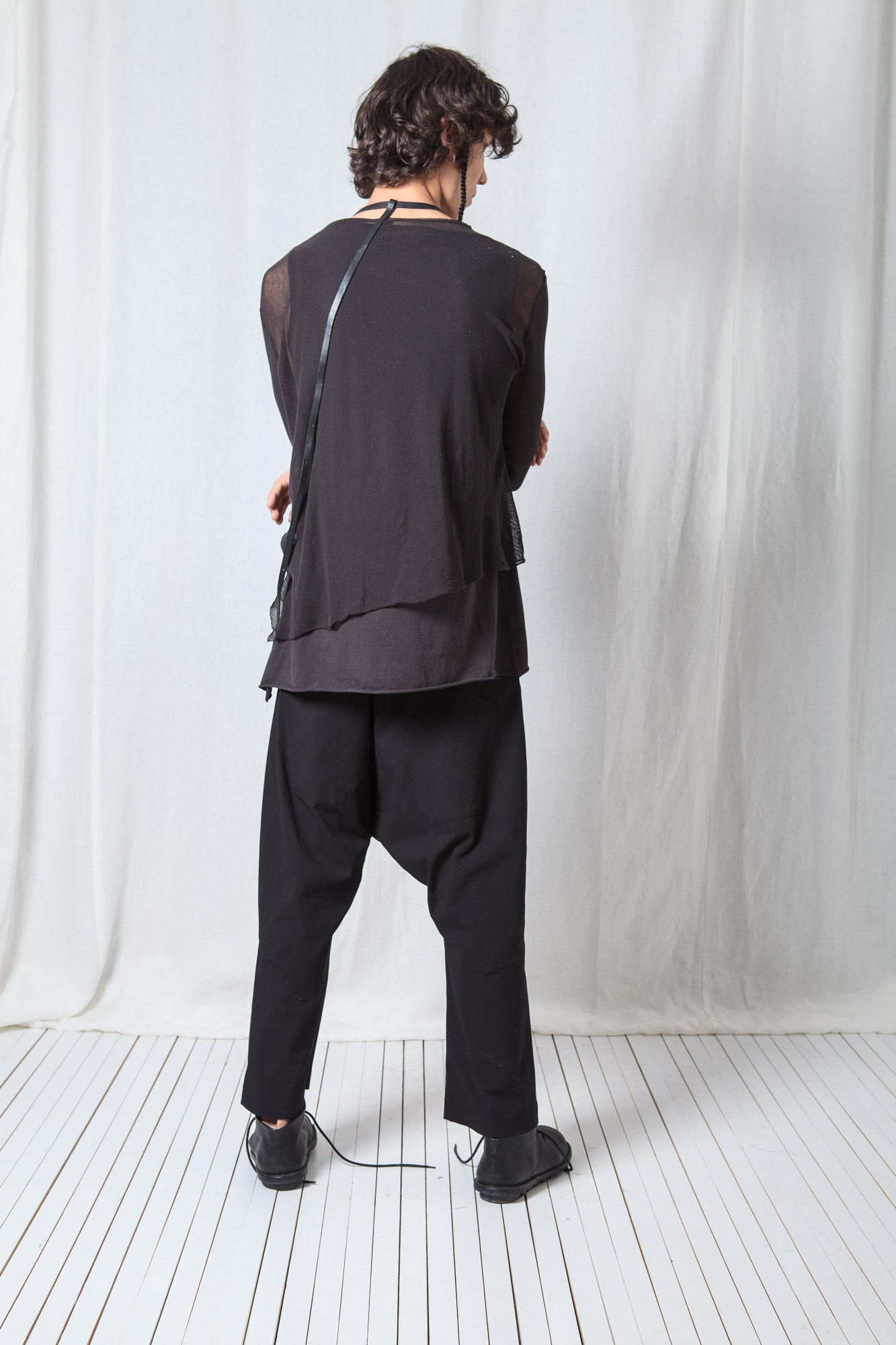 Double Strapped Mobile Bag_Leather