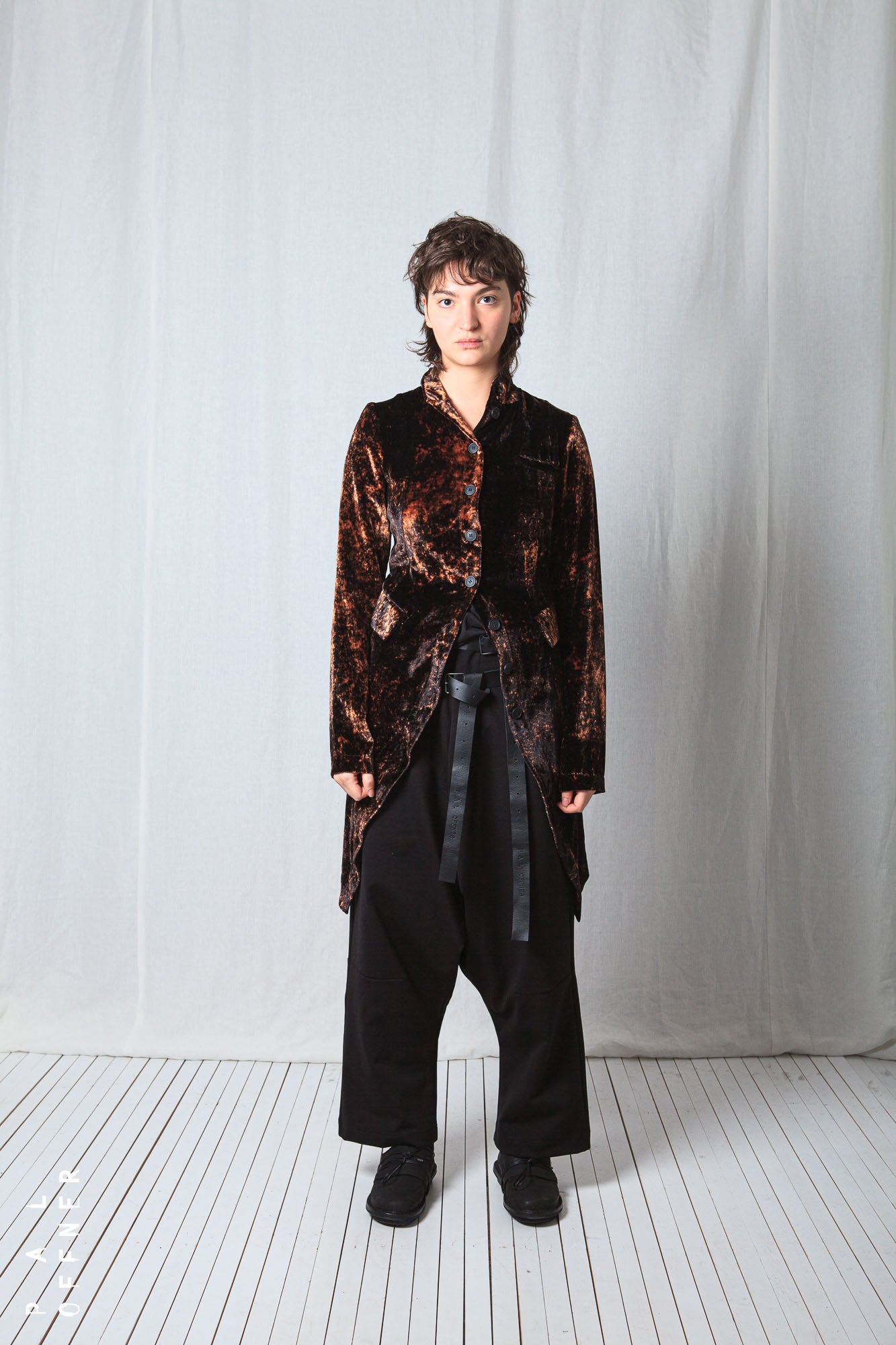 Penguin Coat_Fluid Velvet