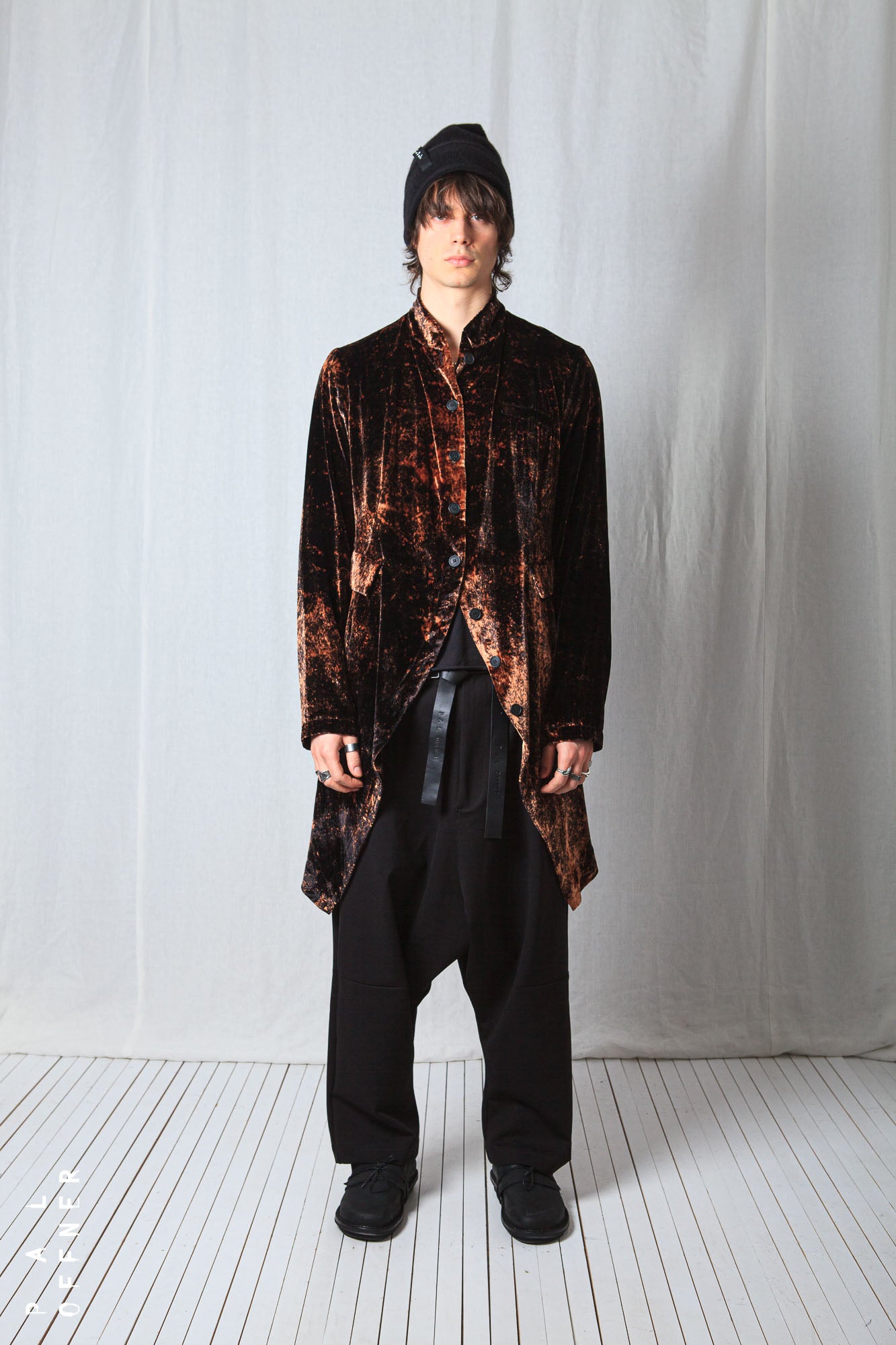 Penguin Coat_Fluid Velvet