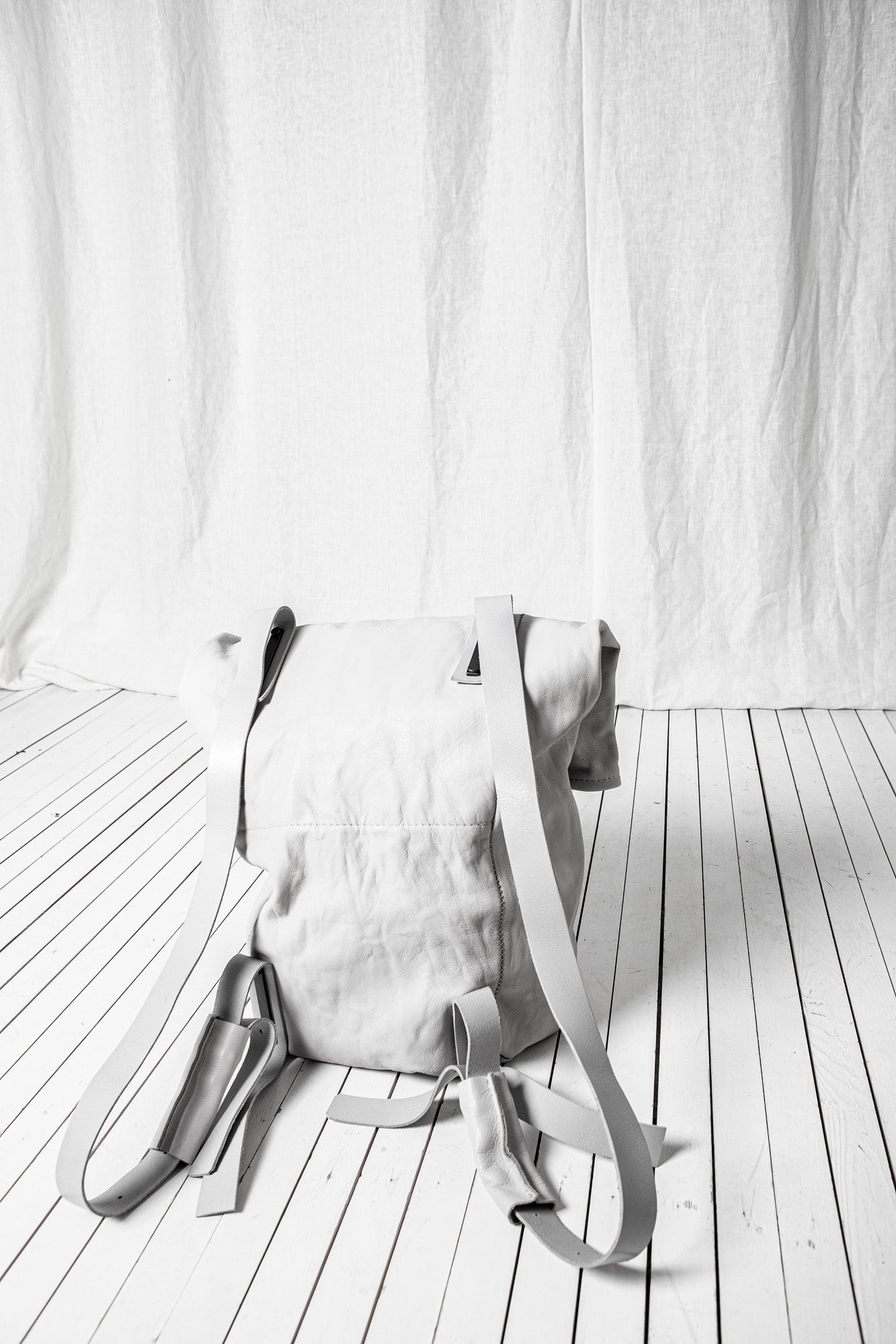 Pouch Backpack_Leather