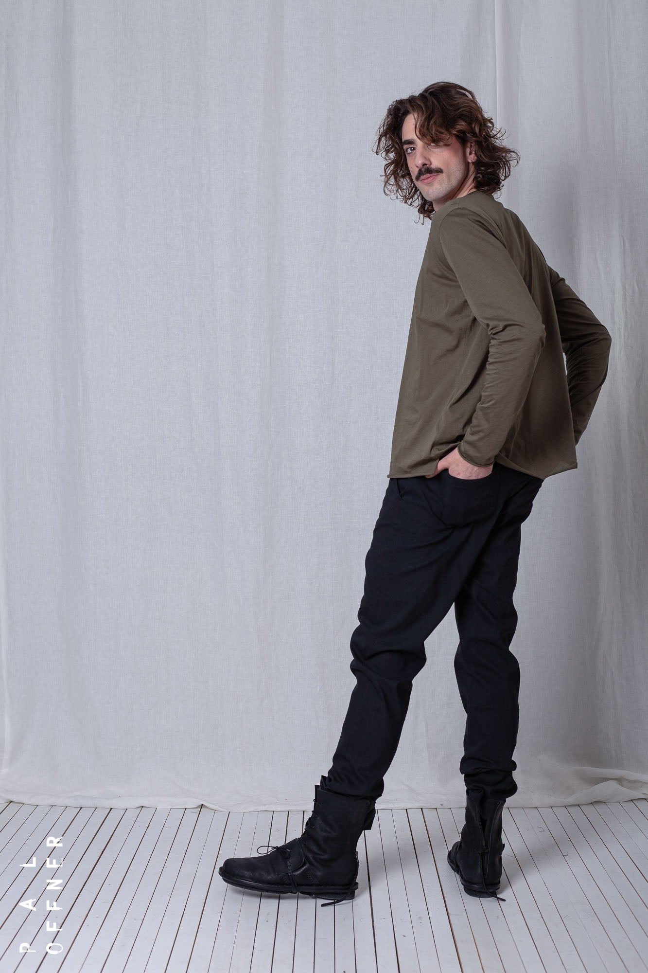 Straight Trousers_High Stretch
